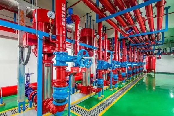 Quels sont les avantages des raccords de tuyauterie de tranchée pour la connexion de tuyaux?